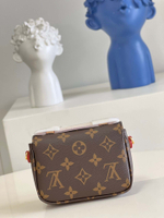 Louis Vuitton Micro Metis