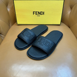 Кожаные шлепанцы