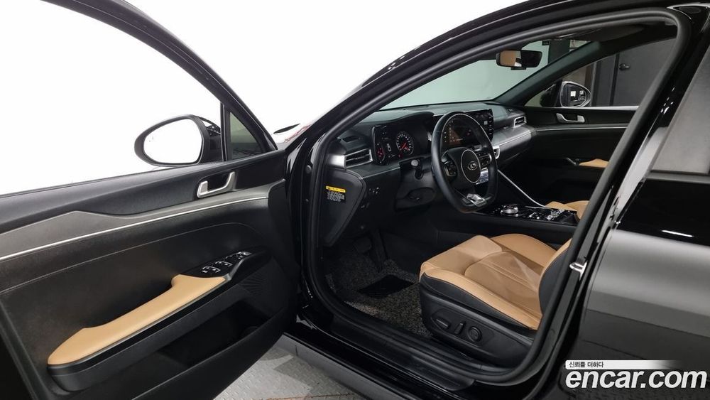 Kia K5 (Optima) 3 Generation 1.6 Turbo (01.2020)