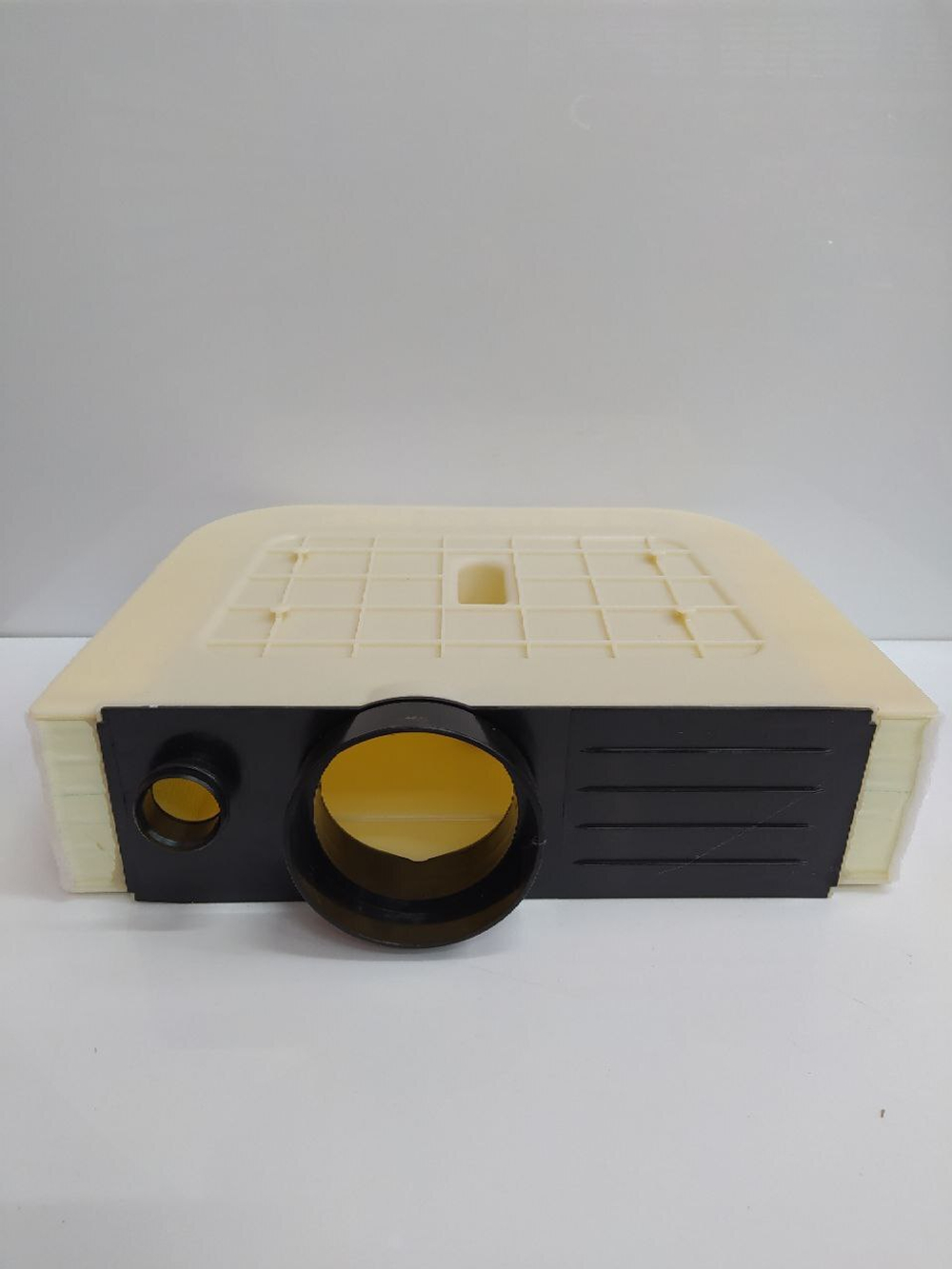 Фильтр воздушный MANN-FILTER C38011 Audi, Volkswagen
