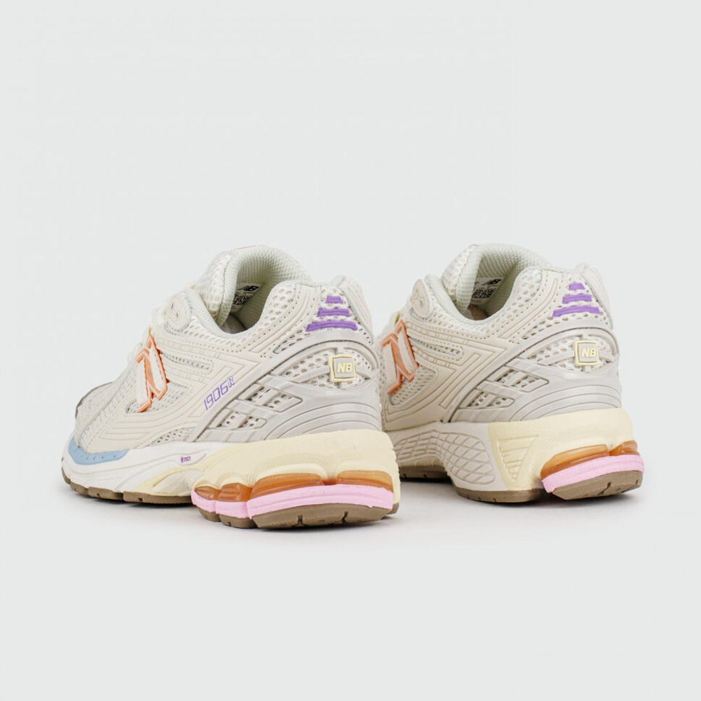 кроссовки New Balance 1906R Light Grey Wmns