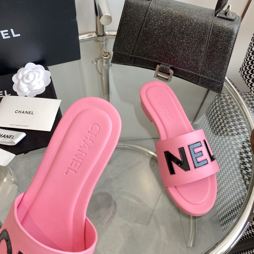 Chanel Slides