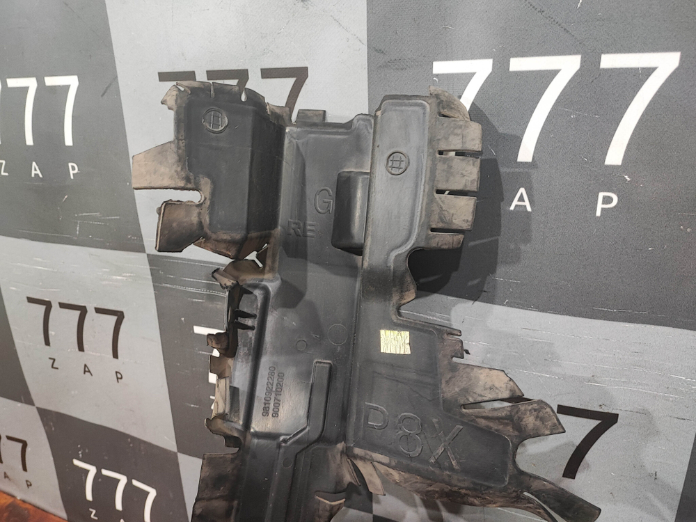 Воздуховод радиатора левый Peugeot 3008 2 16-нв Б/У Оригинал 9810922280