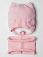 Шапка для девочки на осень