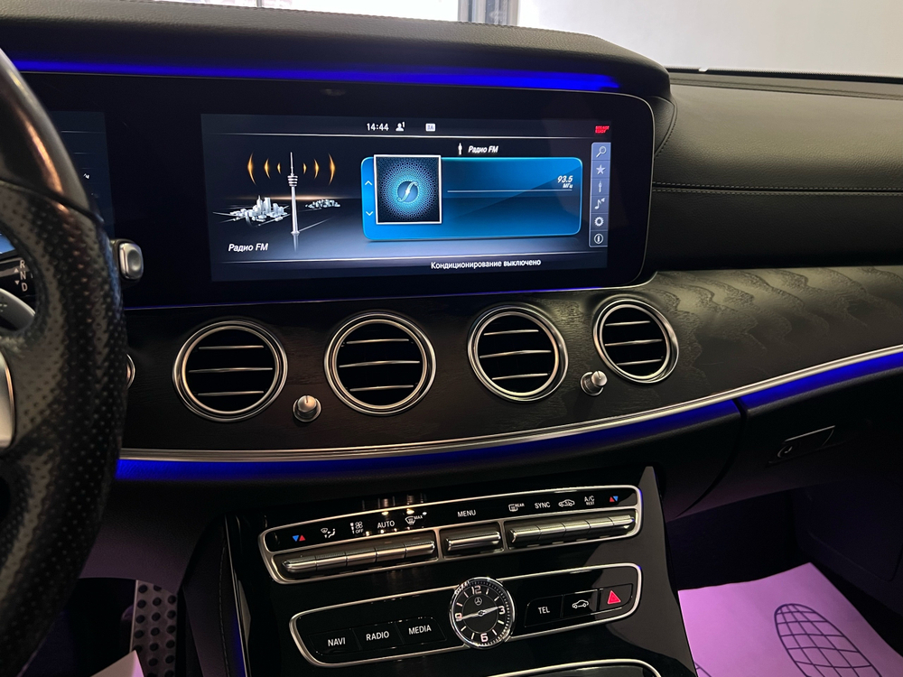 Mercedes-Benz E-Class, 2016 год