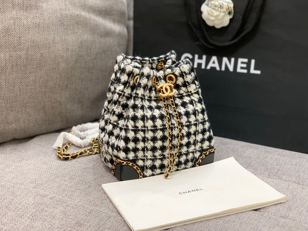 Chanel Bag 20 cm