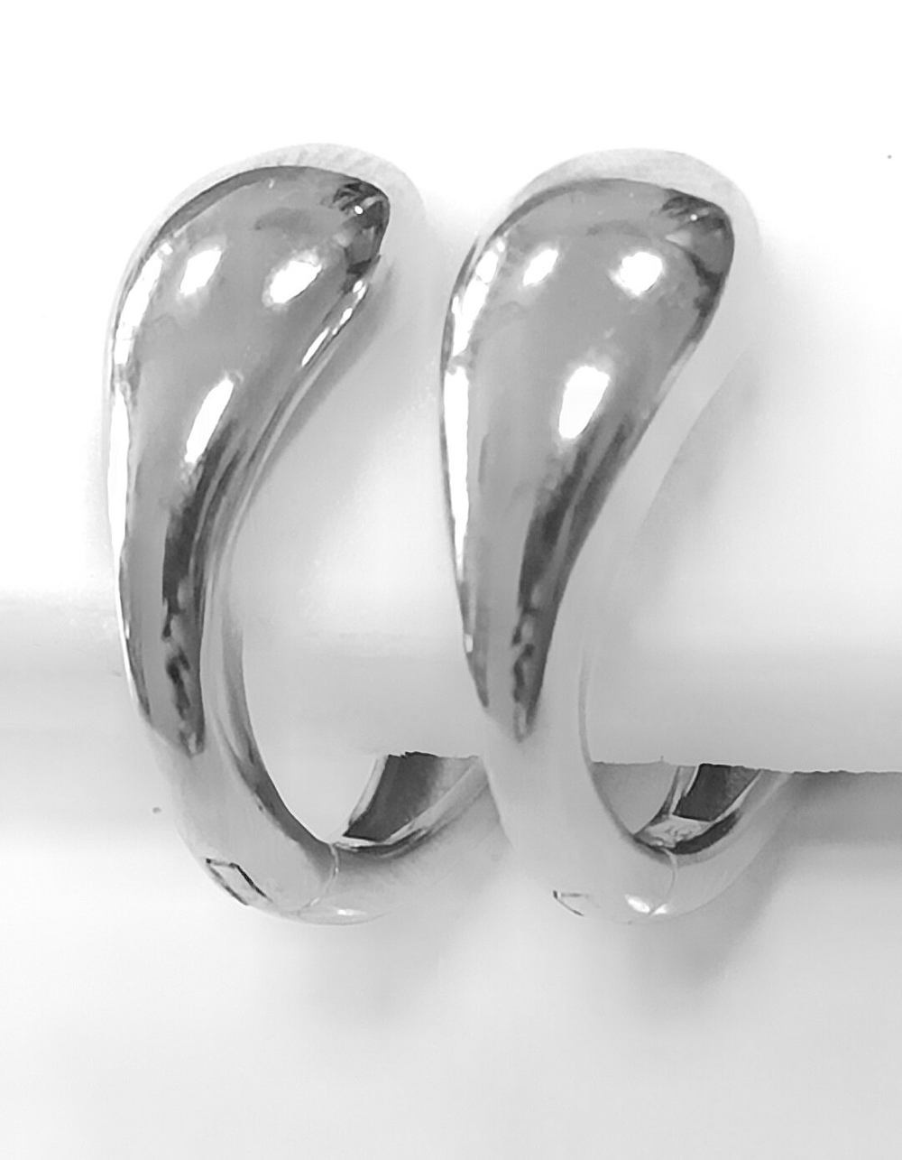 Ювелирные серьги из серебра Эстерелла