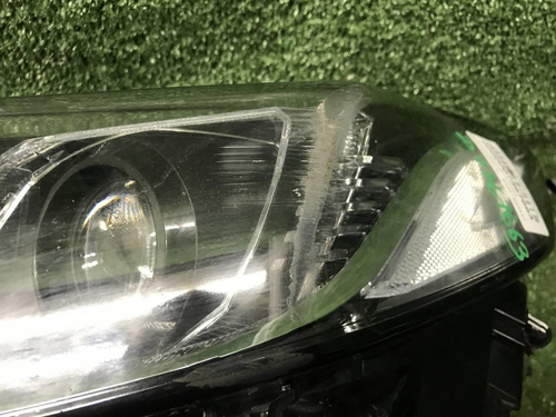 Битая Фара левая Toyota Camry xv70 (2017-н.в.) LED