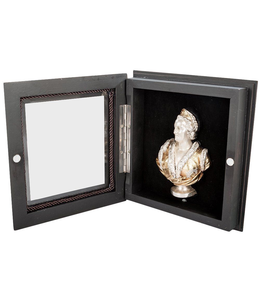 Панно «Бюст Императрица Екатерина II»