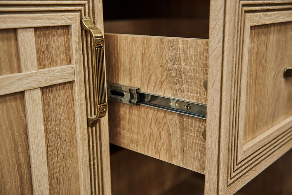 Бруно Тумба для ТВ