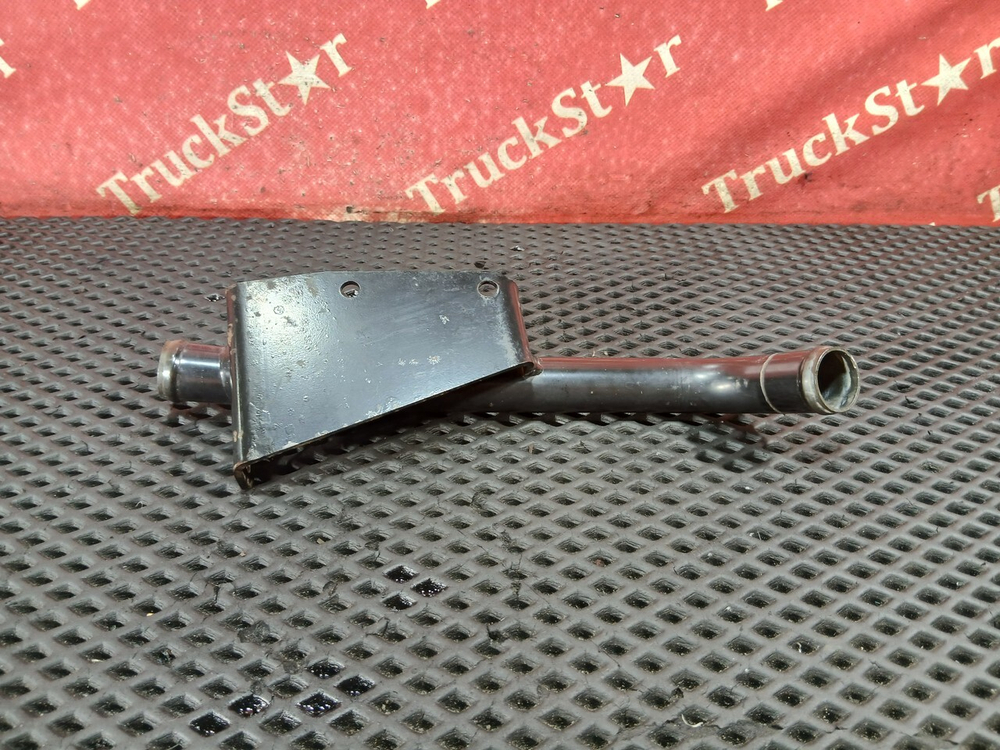 Трубка системы охлаждения