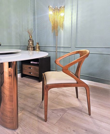 Стол с вращающейся столешницей Kadis