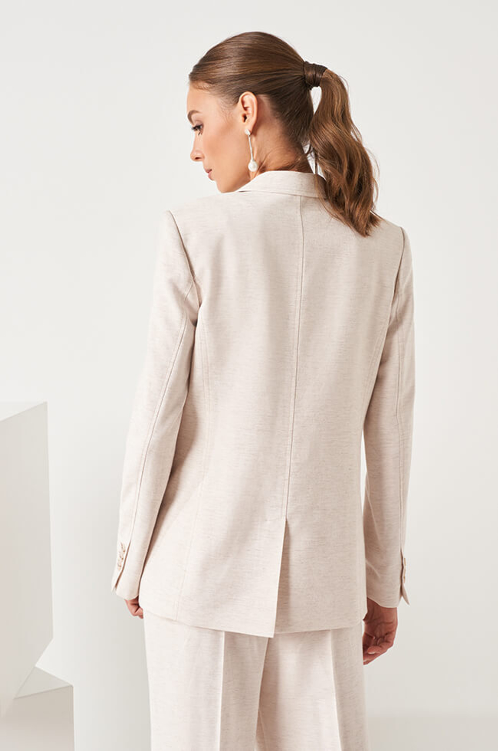1829 Жакет женский (кремовый меланж)