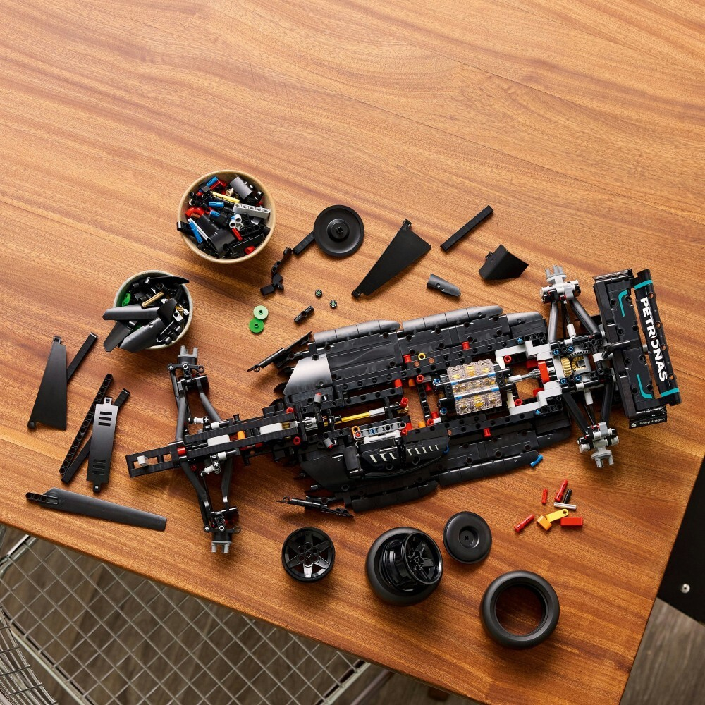 LEGO Technic — Mercedes-AMG F1 W14 E Performance 42171 / артикул   42171  / GTIN 5702017583563