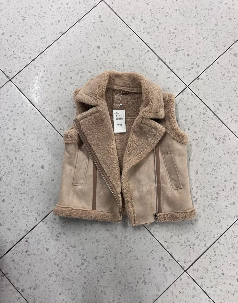 Жилет 50342696 Fabrika