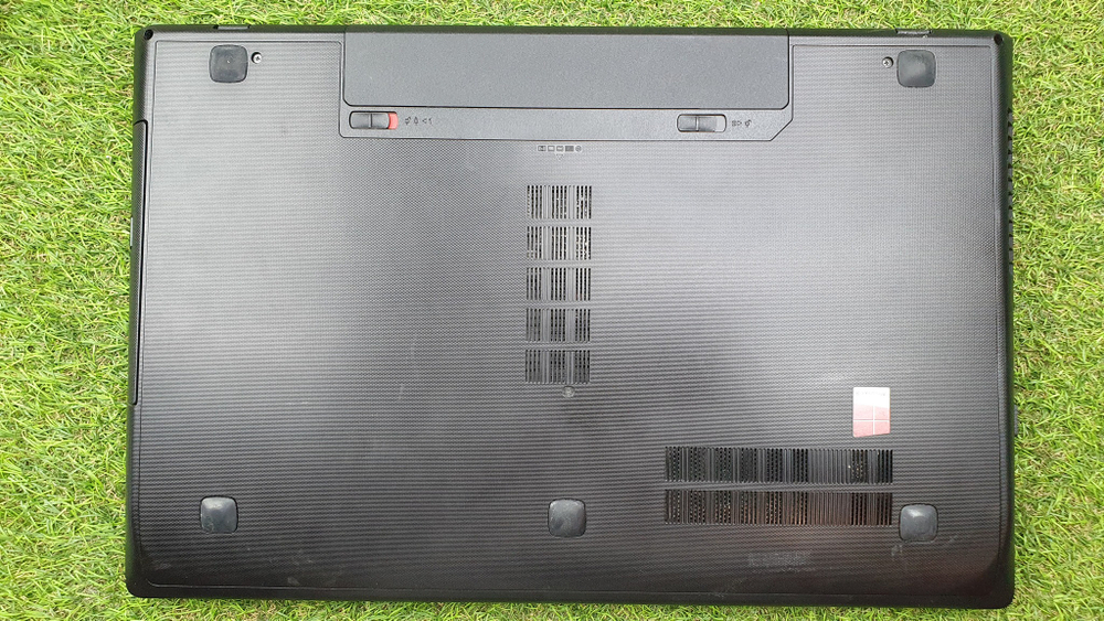 Ноутбук Lenovo i5/8Gb/GT 720M 2 Gb