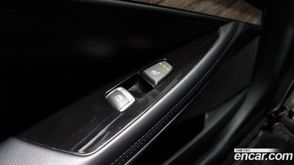 Kia K8 Hybrid Noblesse (01.2022)