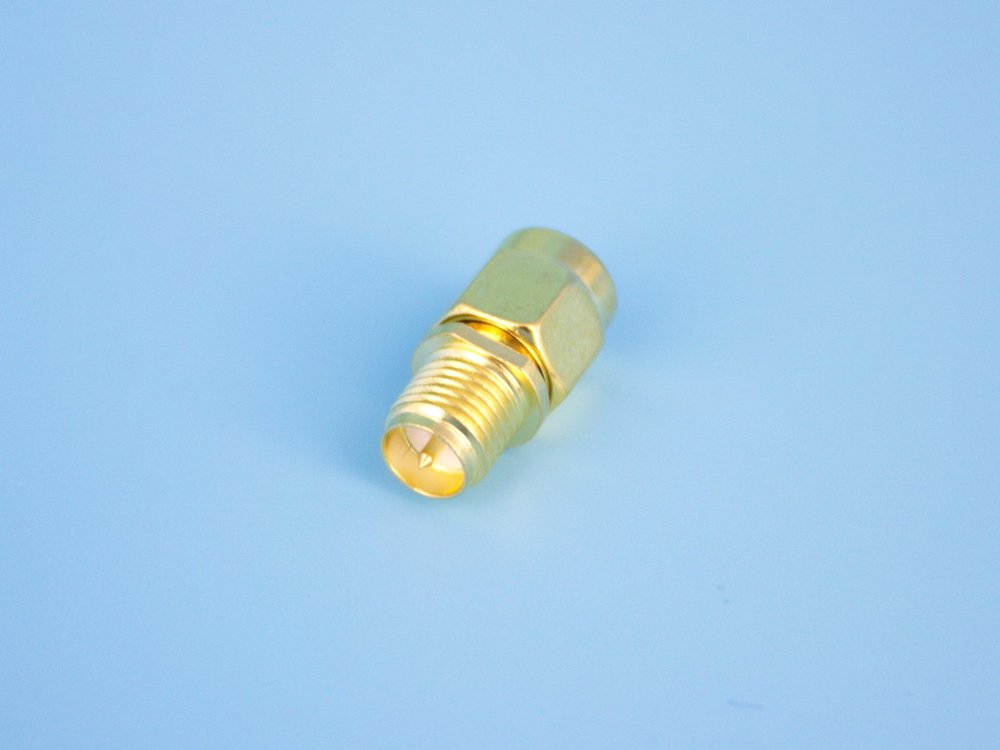 ВЧ переходник с SMA на RP-SMA