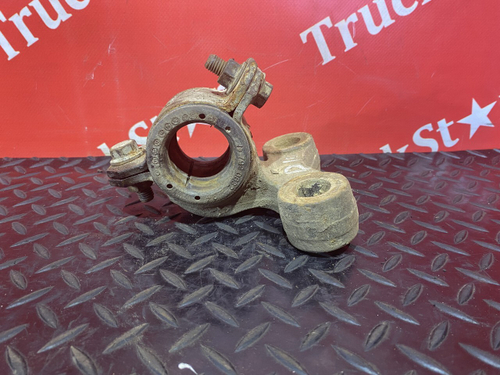 Кронштейн стабилизатора переднего