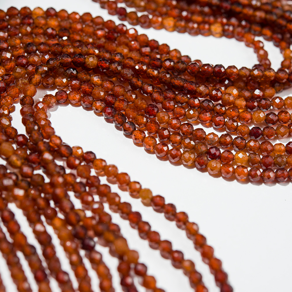 Спессартин (оранжевый гранат), шар, микроогранка, 3мм