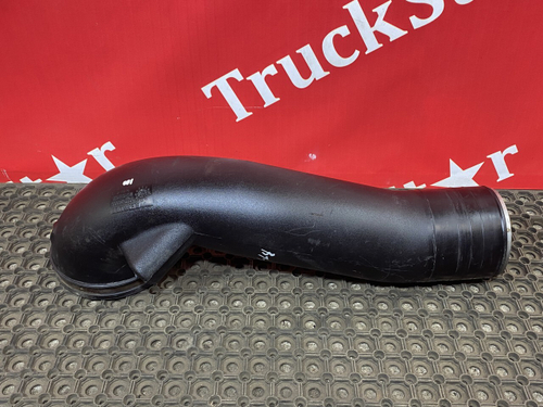 Патрубок воздушного фильтра