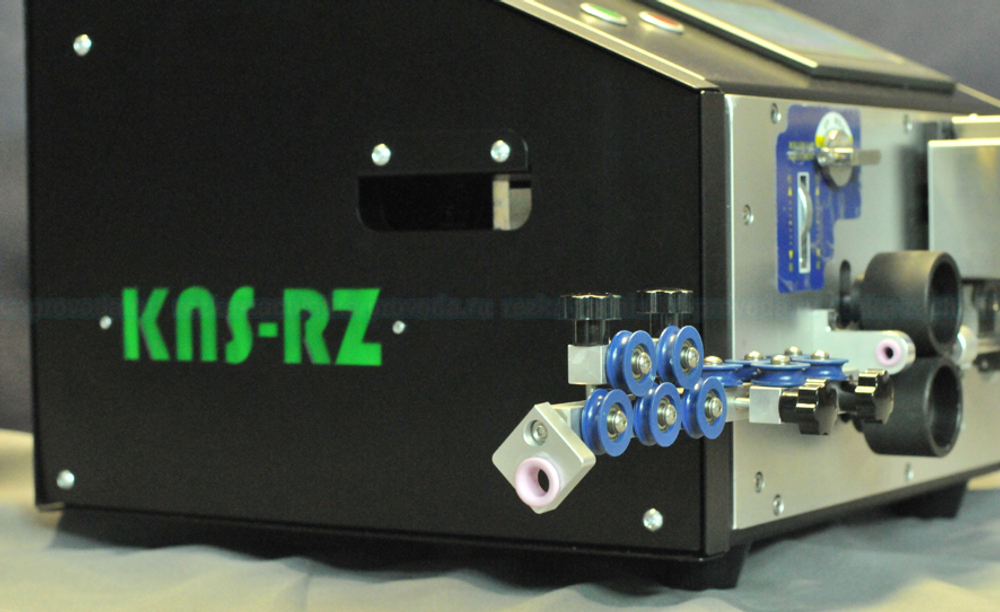 Станок для резки, зачистки и гибки провода MIR-RZ-6G