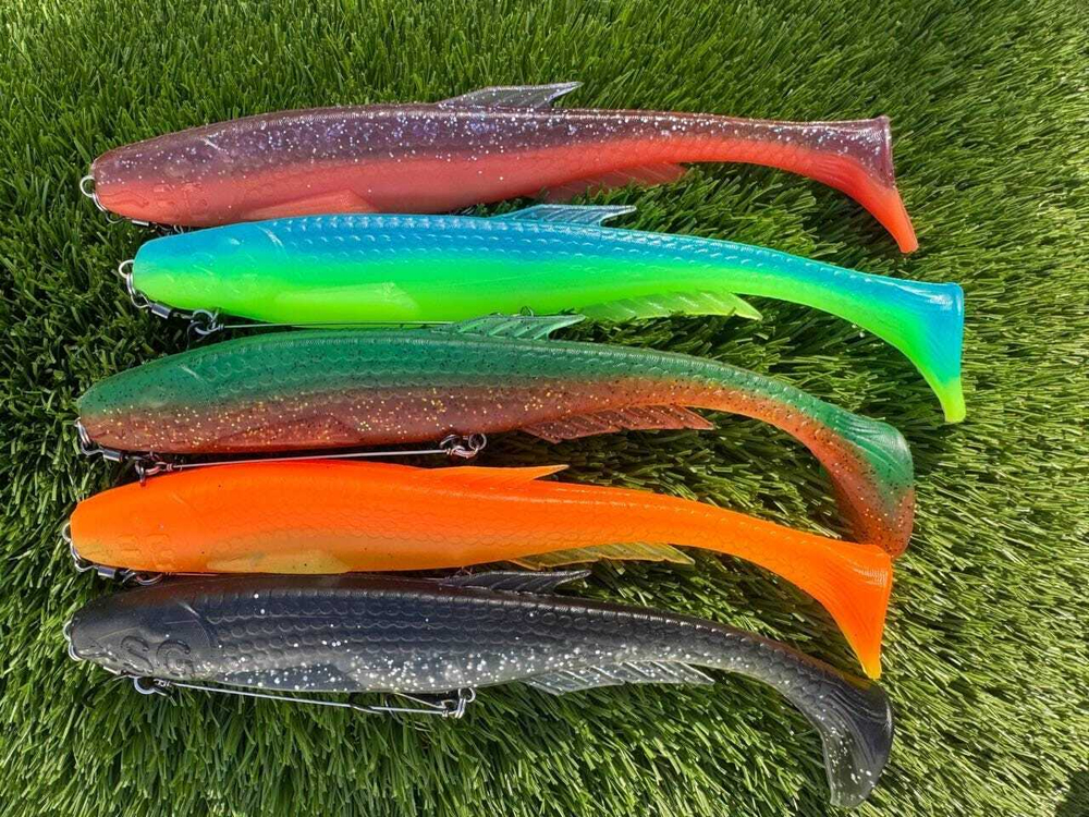 Силикон SnastiGood Kasper XXL 24 см со стингером (1 шт.)