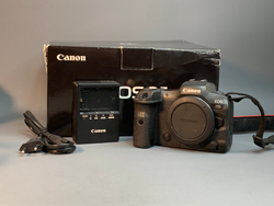 Canon EOS R5 17.000 кадров