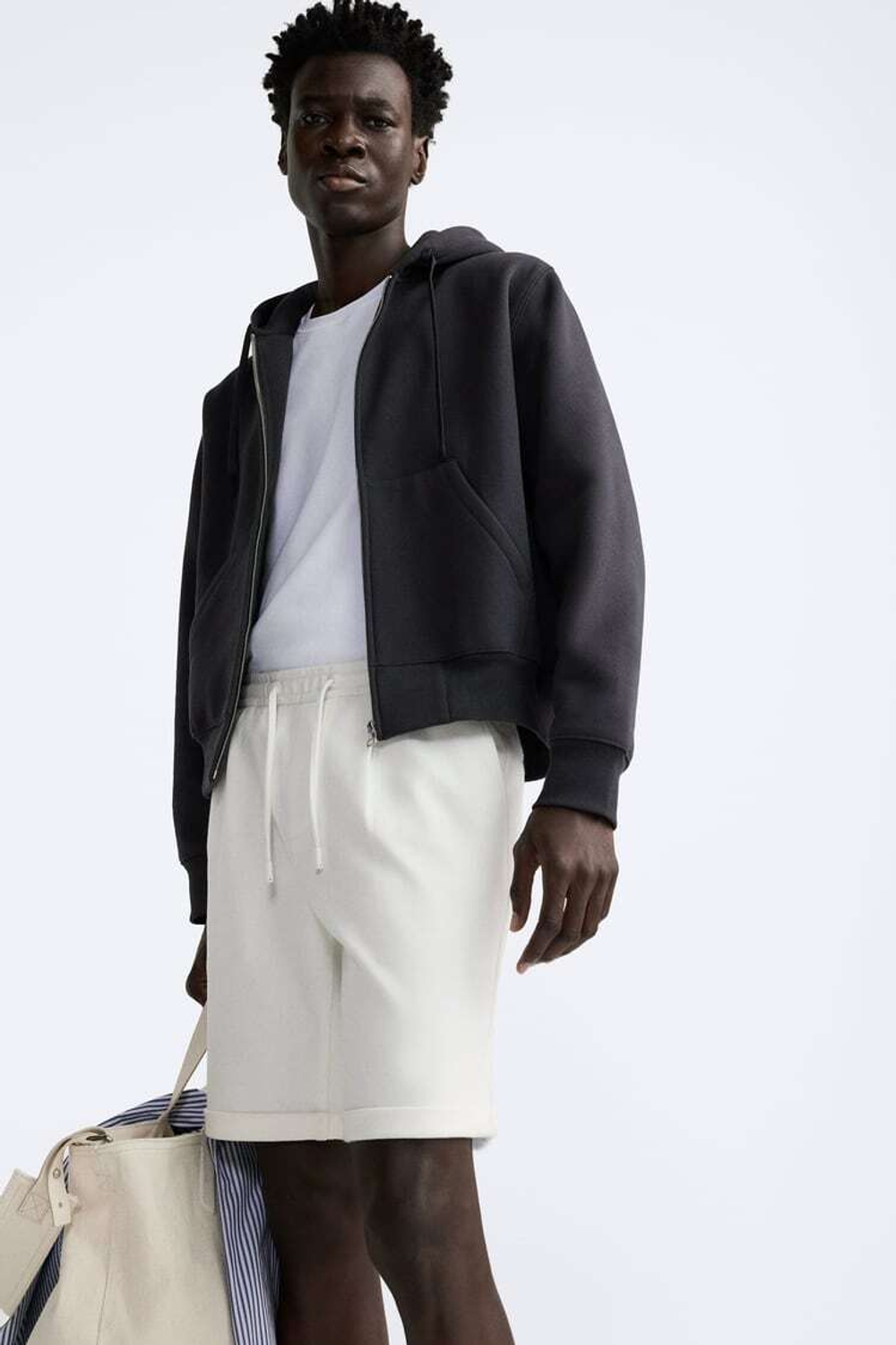 ZARA ШОРТЫ КОМФОРТНОЙ ПОСАДКИ, ЖЕЛТОВАТО-БЕЛЫЙ