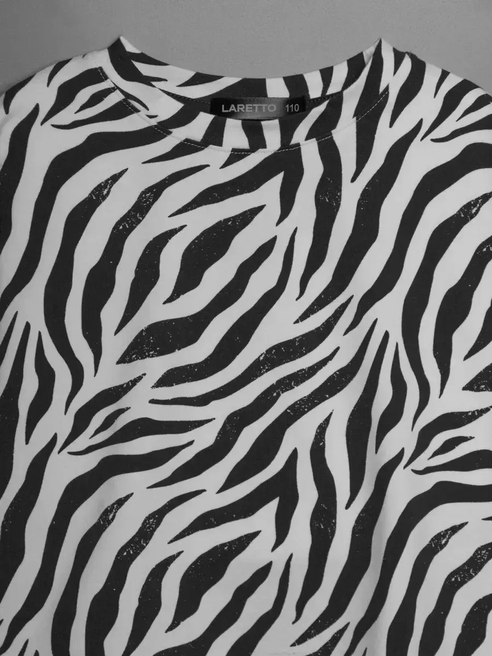 Летний костюм для девочки, лонгслив и юбка