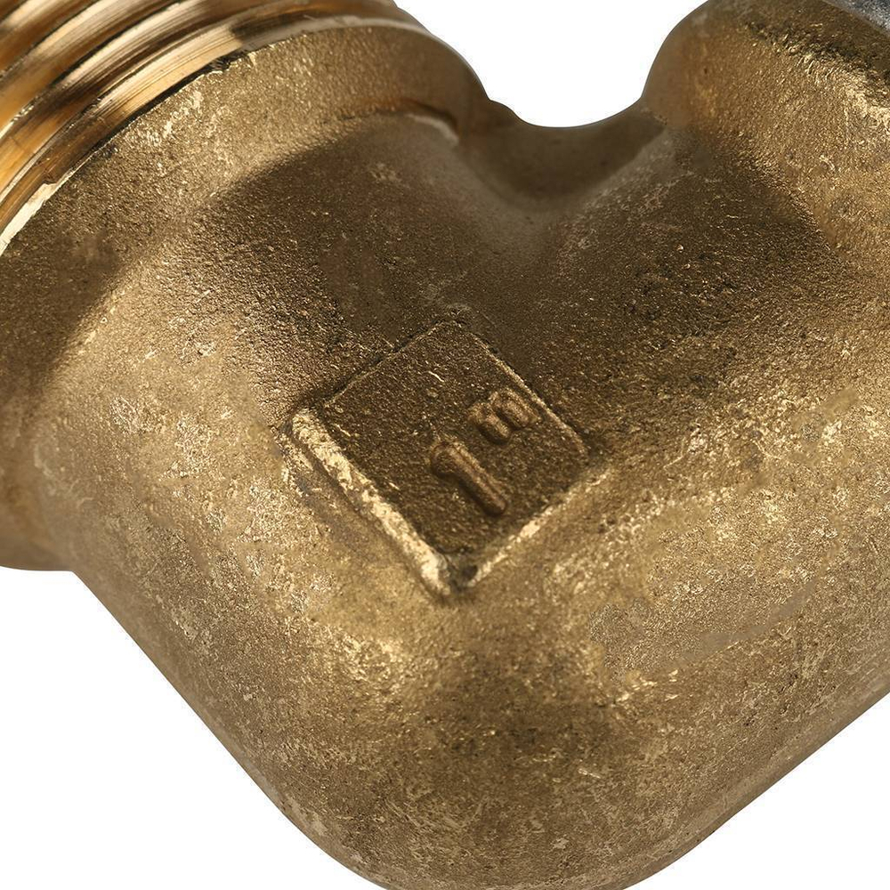 Угольник настенный с креплением удлиненный 1/2"х20