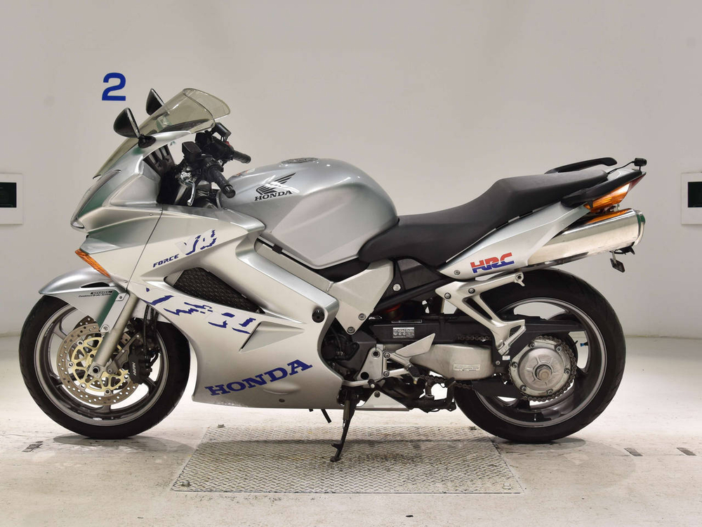 Honda VFR800F , 2005