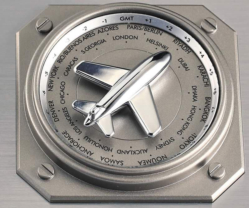 Часы настольные Howard Miller 645-765 Aviatrix (Авиатрикс) США