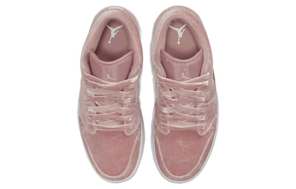 Кроссовки Jordan Air Jordan 1 Low "Pink Velvet" (Женская размерная сетка)
