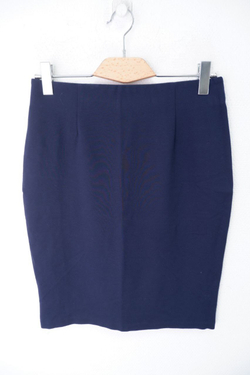 Юбка лаконичная 46 размер