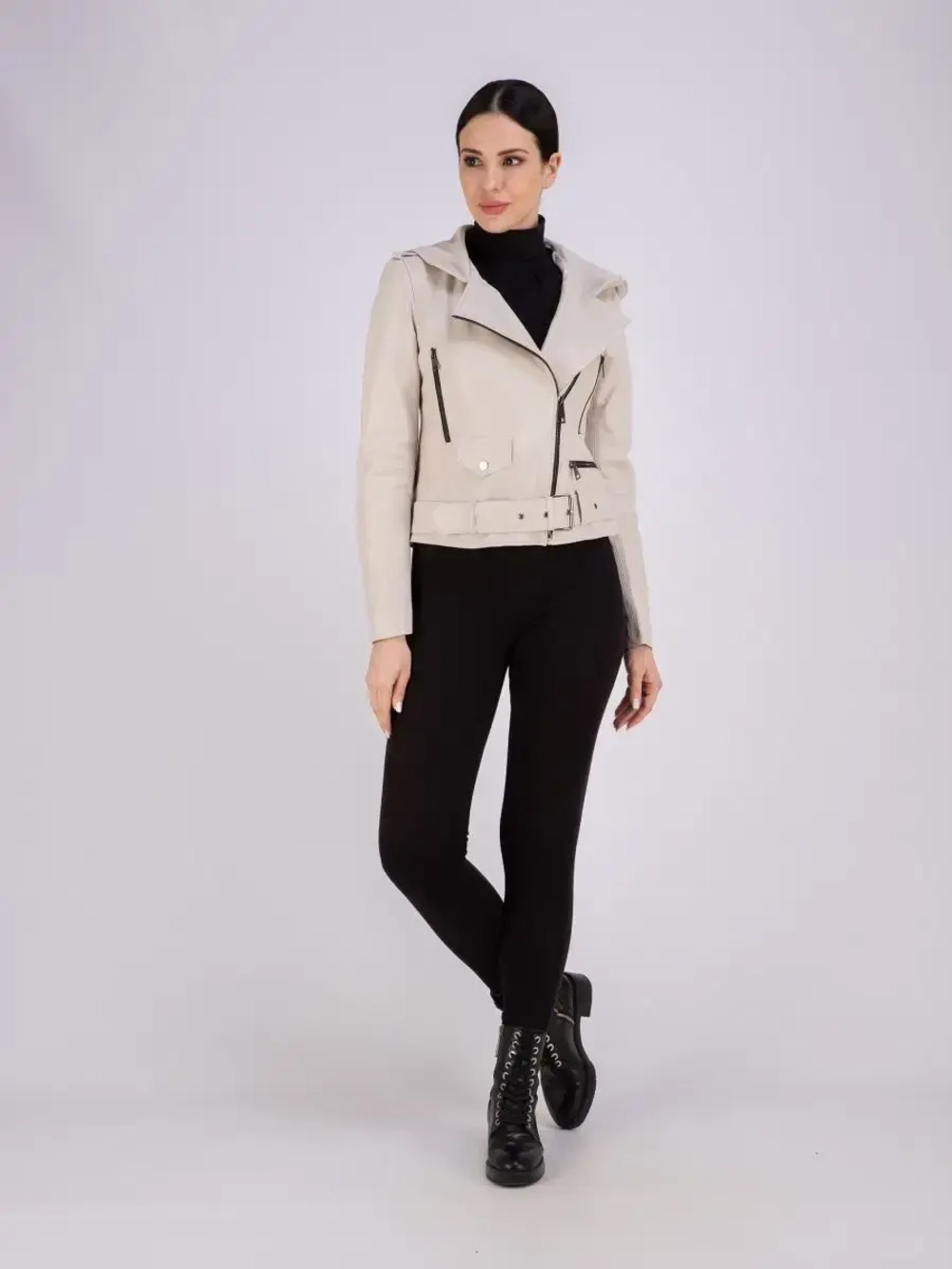 Куртка женская из натуральной кожи с капюшоном Турция