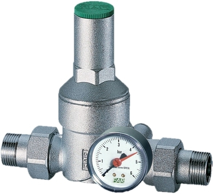 Редуктор 3/4", НР-НР, с манометром, хромированный FAR