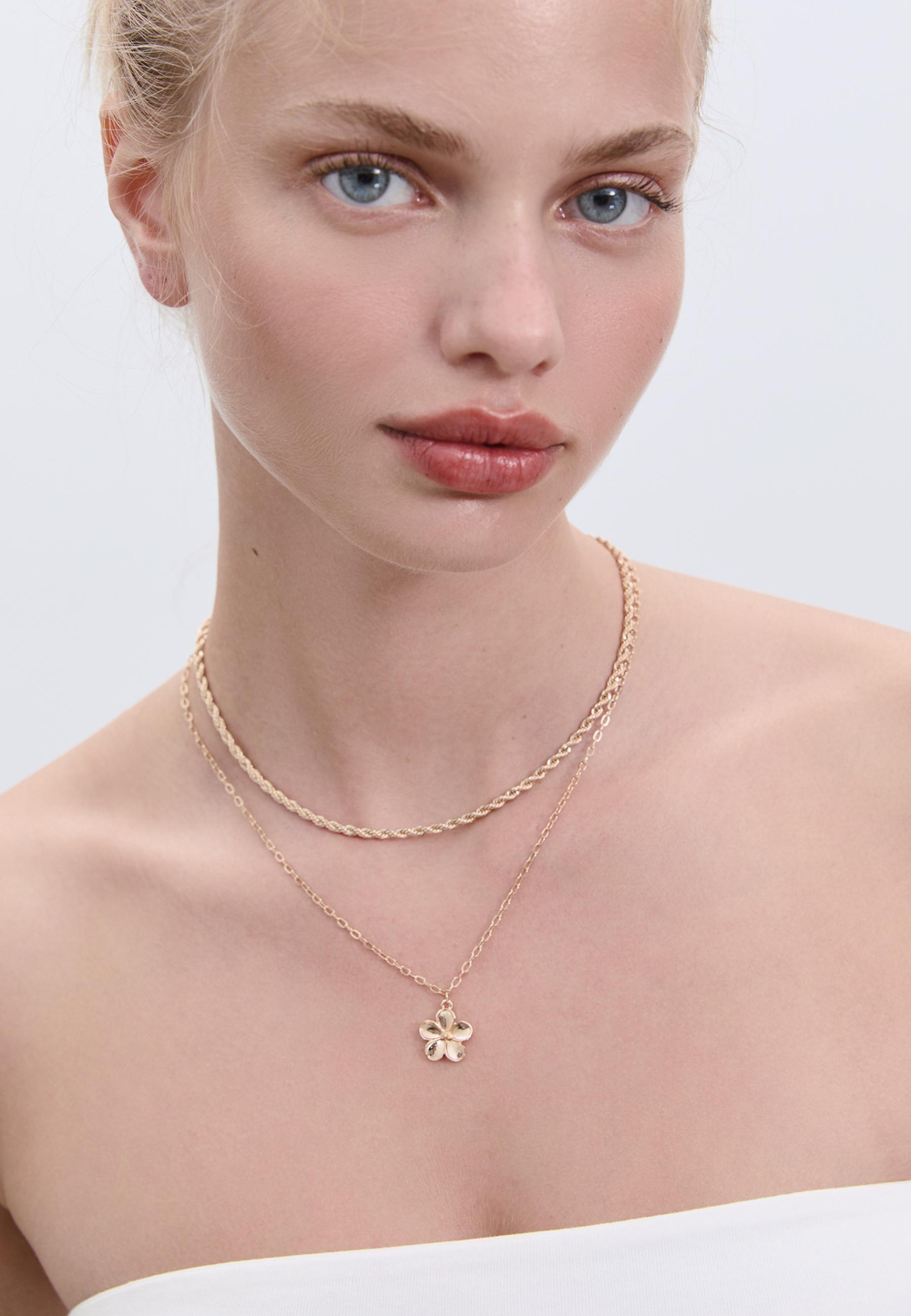 STRADIVARIUS Набор из 3 ожерелий с подвесками, золотой