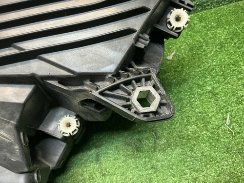 Фара правая Mercedes GLC X253 (2015-2019) LED