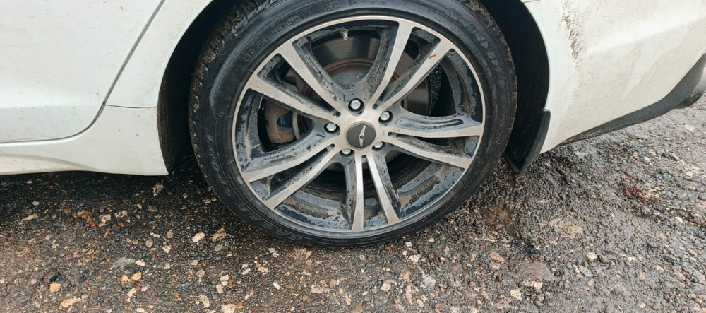 Genesis G70 Advance + GACS 2.0 T-GDI (197 hp) 8AT 4WD