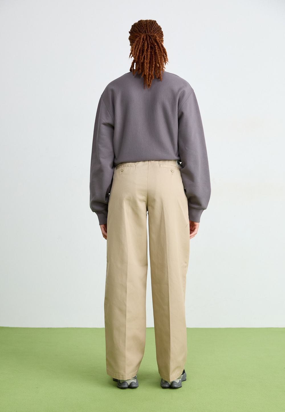 Carhartt WIP OMAK - Тканевые брюки - стена промыта/молоко