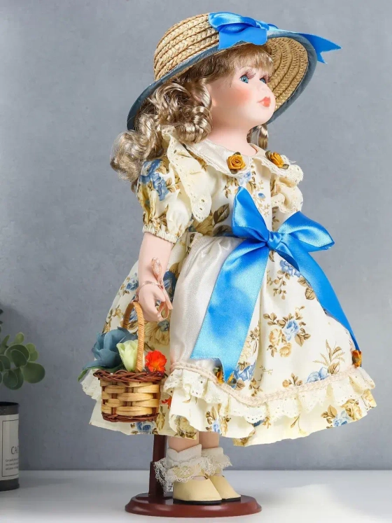Кукла керамическая фарфоровая Анфиса в платье 40 см