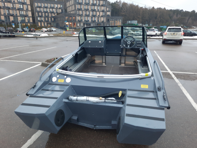 Дополнительная площадка под датчик эхолота