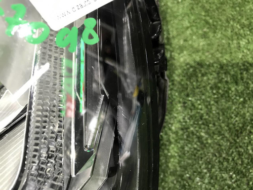 Фара левая Audi Q7 2 (2015-2019) LED