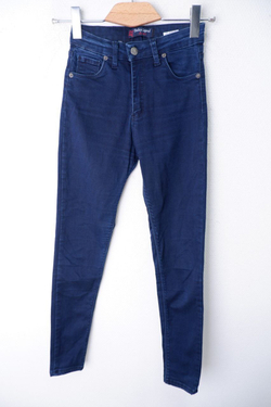 Джинсы Today Legend стильные 40 размер