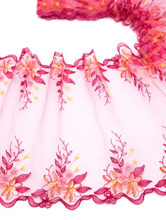 05-89 Вышивка на неэл. сетке 24 см, малиновый