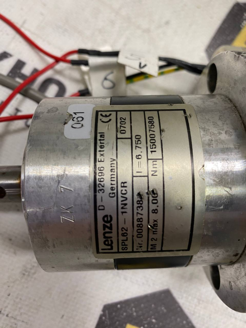 Lenze MDSKSRS036-23 б/у