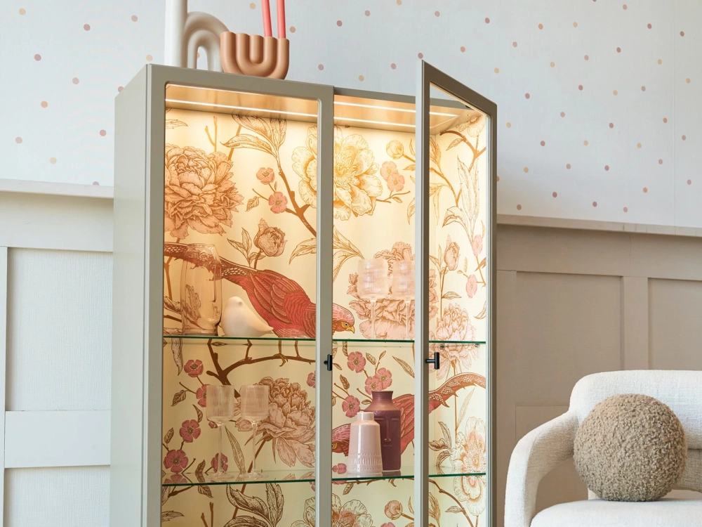 Витрина 2-х дверная Banksy