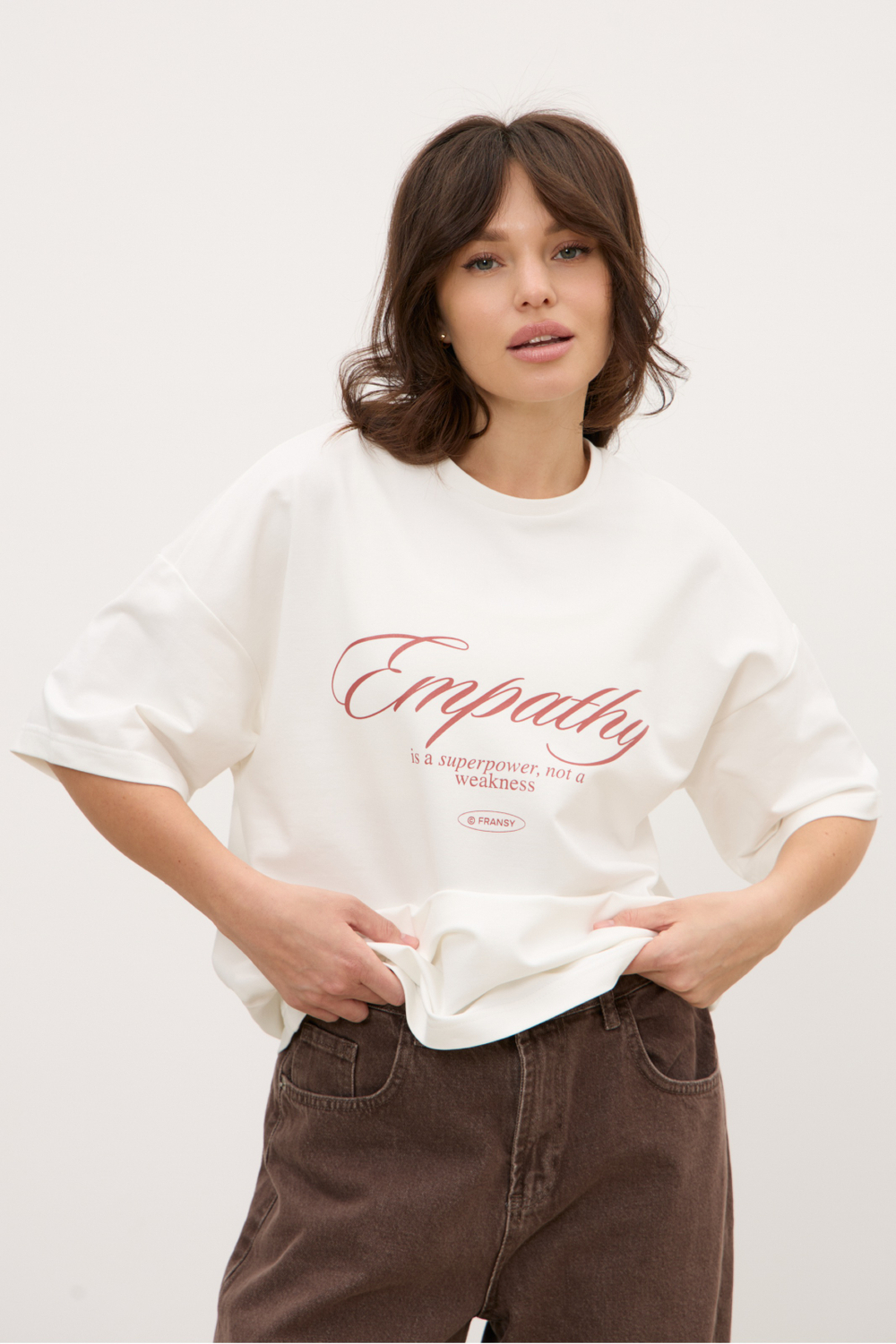 Футболка EMPATHY, с красной печатью