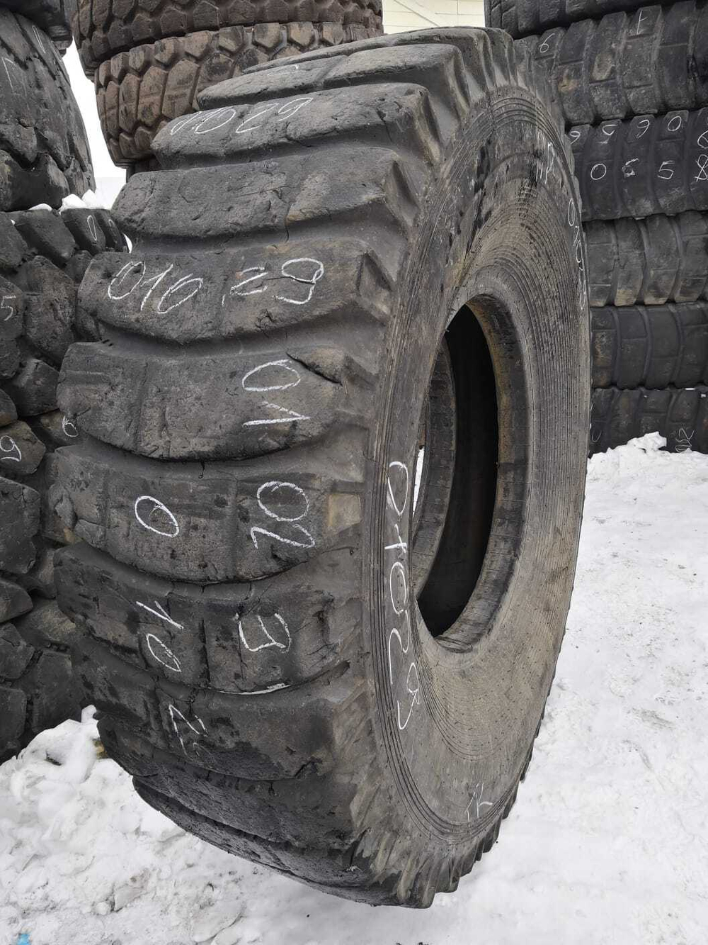 21.00-33 Belshina ВФ-166АМ шина б/у